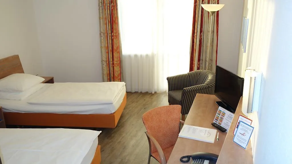 Rheinsberg Am See Hotel Berlin 4*,